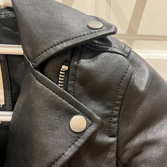 Abercrombie & Fitch Women's Vegan Leather Moto Jacket in Black, XXS - Picture 7 of 11
